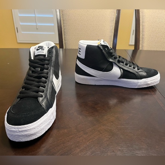 New Nike Zoom Blazer Mid SB Premium Black White Sneaker Shoes Size US 10 - Picture 7 of 13